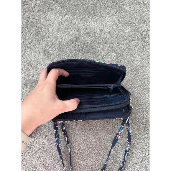 Vera Bradley Holiday‎ Owls 2018 Retired All in One Crossbody Wallet - Picture 4 of 6